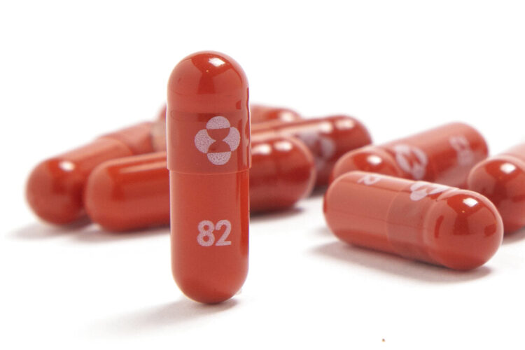 Thu. 10:02 a.m.: US adds Merck pill as 2nd easy-to-use drug against COVID-19